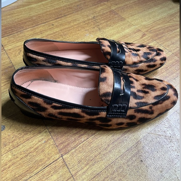 Shoes - loafers